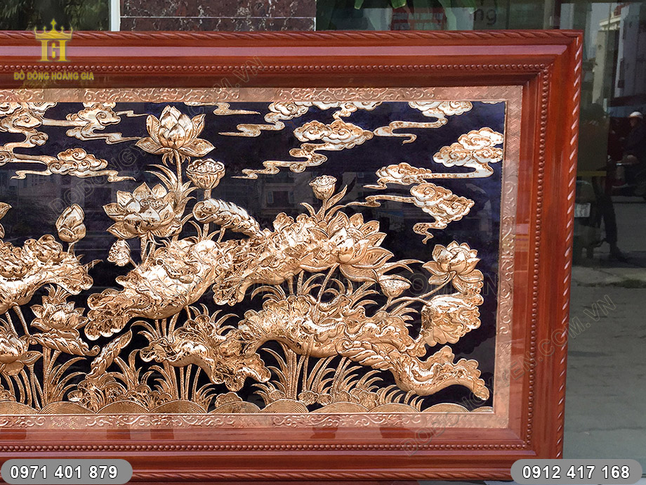 tranh đồng hoa sen mạ v&agrave;ng 24k